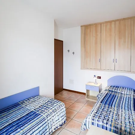 Lecci Lido Altanea Apartament *