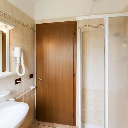Lecci Lido Altanea Apartament *