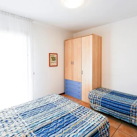 Apartament Lecci Lido Altanea