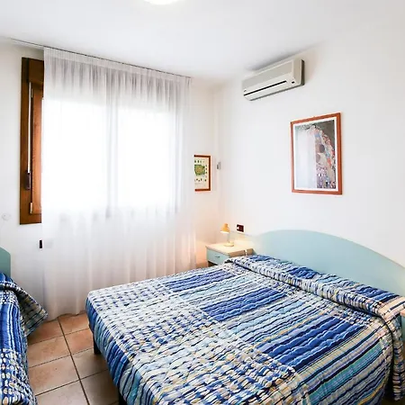 Apartament Lecci Lido Altanea *