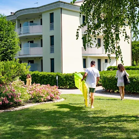 Apartament Lecci Lido Altanea
